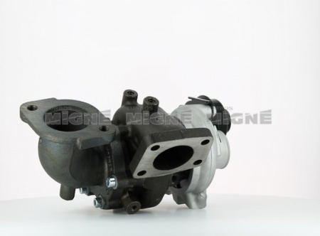 Turbo neuf comprenant :