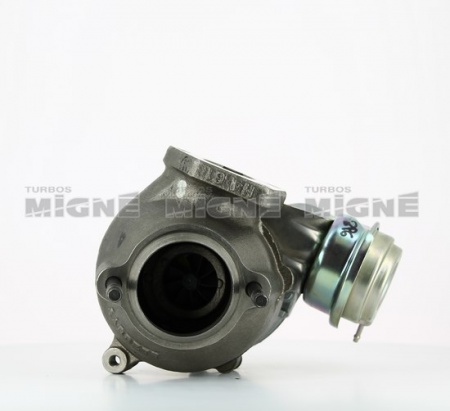 Turbo neuf comprenant :