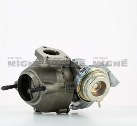 Turbo neuf comprenant :