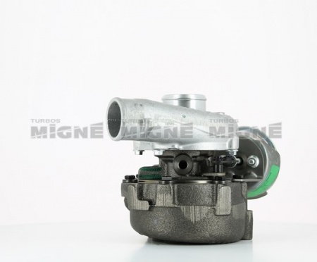 Turbo neuf comprenant :