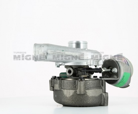 Turbo neuf comprenant :