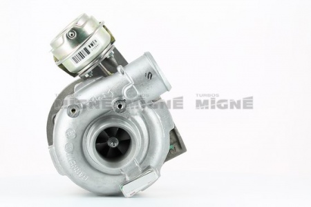 Turbo neuf comprenant :