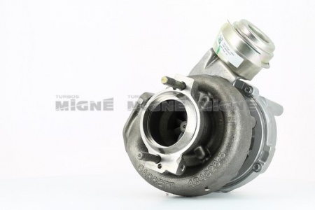 Turbo neuf comprenant :