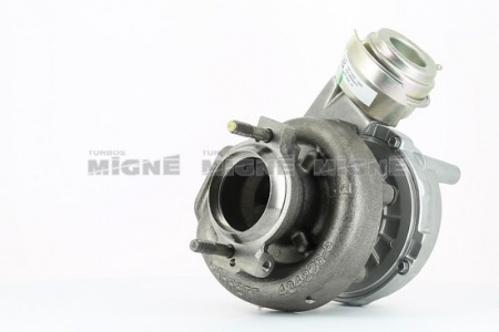 Turbo neuf comprenant :