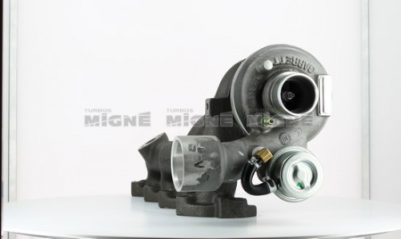 Turbo neuf comprenant :