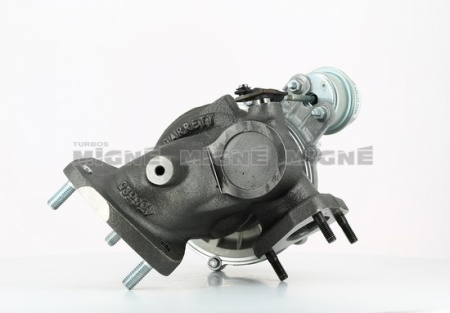 Turbo neuf comprenant :