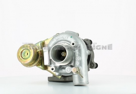 Turbo neuf comprenant :