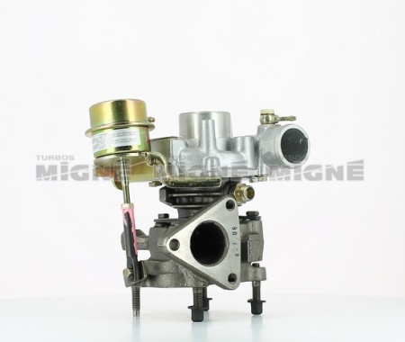 Turbo neuf comprenant :