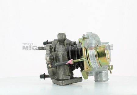 Turbo neuf comprenant :