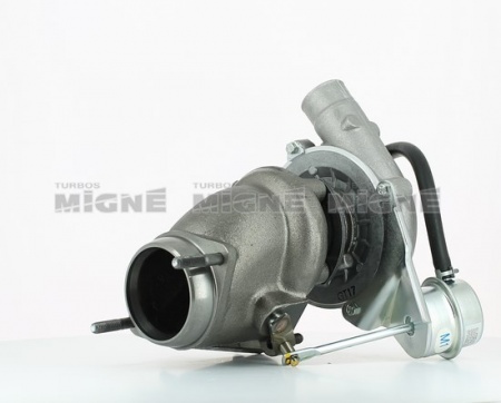 Turbo neuf comprenant :