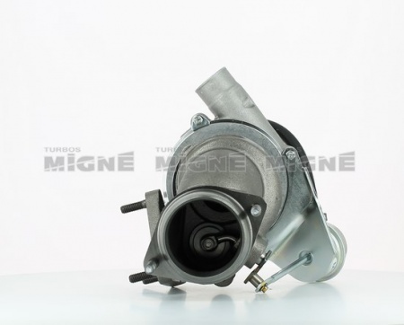 Turbo neuf comprenant :