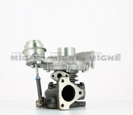 Turbo neuf comprenant :