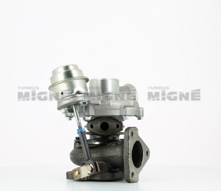 Turbo neuf comprenant :