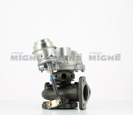 Turbo neuf comprenant :