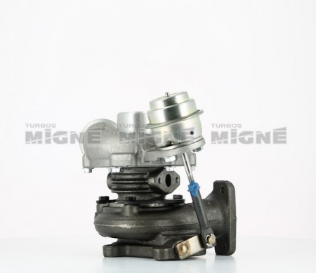 Turbo neuf comprenant :