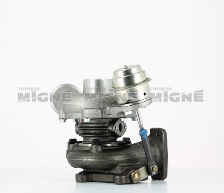 Turbo neuf comprenant :