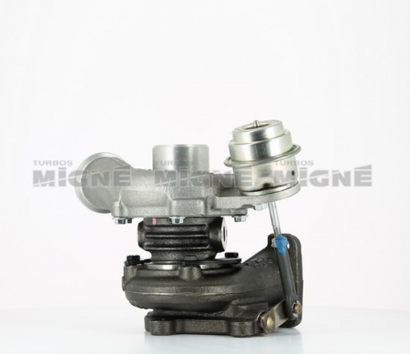 Turbo neuf comprenant :