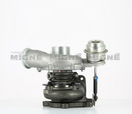 Turbo neuf comprenant :