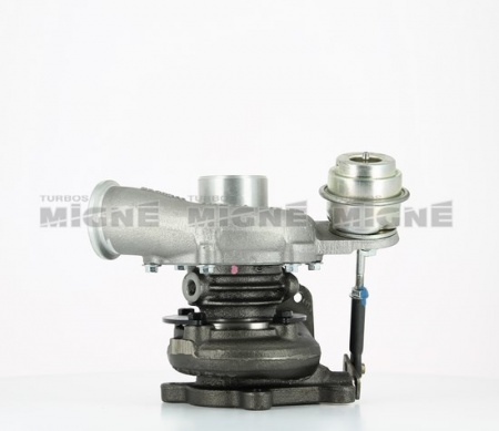 Turbo neuf comprenant :