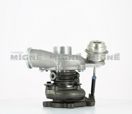 Turbo neuf comprenant :