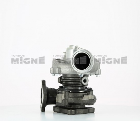 Turbo neuf comprenant :