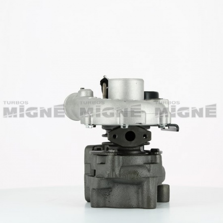 Turbo neuf comprenant :