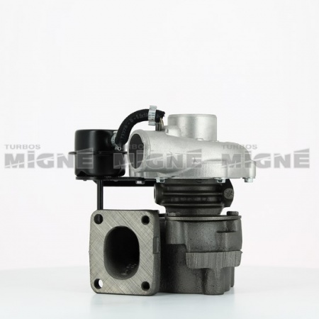 Turbo neuf comprenant :