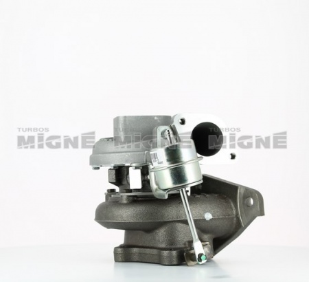 Turbo neuf comprenant :