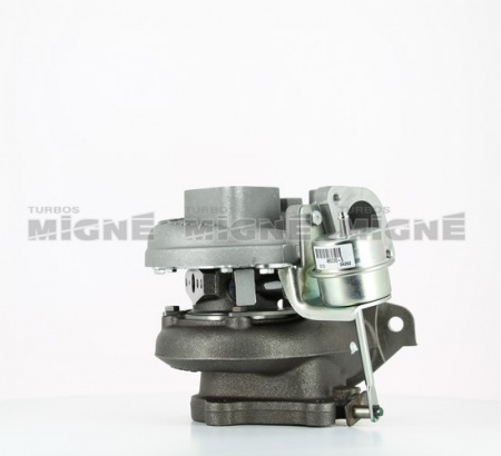 Turbo neuf comprenant :