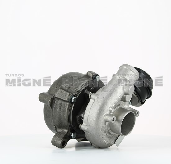 Turbo neuf comprenant :