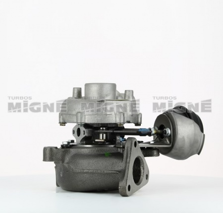 Turbo neuf comprenant :