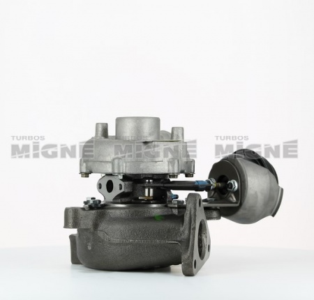 Turbo neuf comprenant :