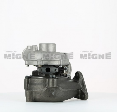 Turbo neuf comprenant :