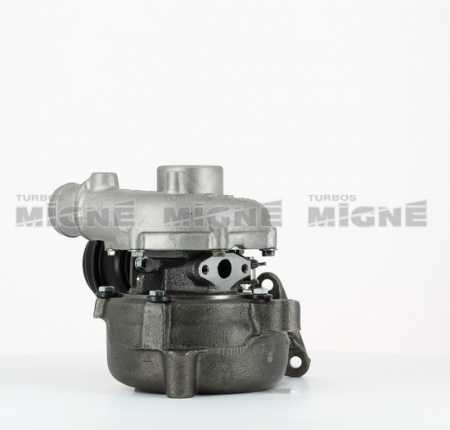 Turbo neuf comprenant :