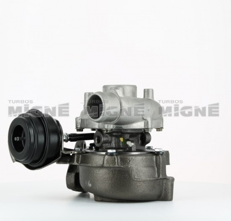 Turbo neuf comprenant :