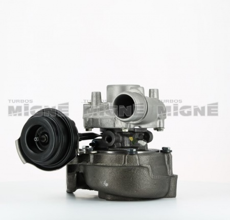 Turbo neuf comprenant :