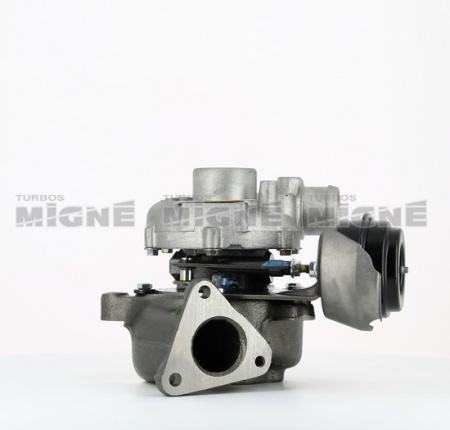 Turbo neuf comprenant :