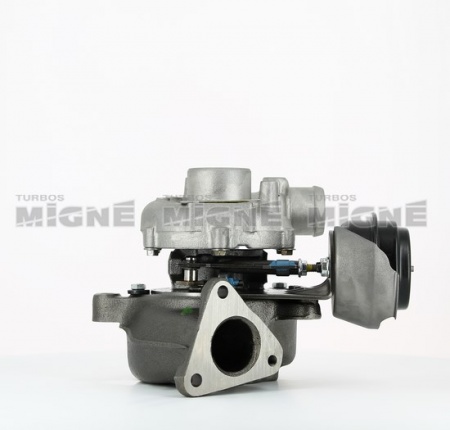 Turbo neuf comprenant :