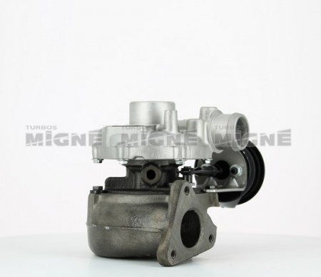 Turbo neuf comprenant :