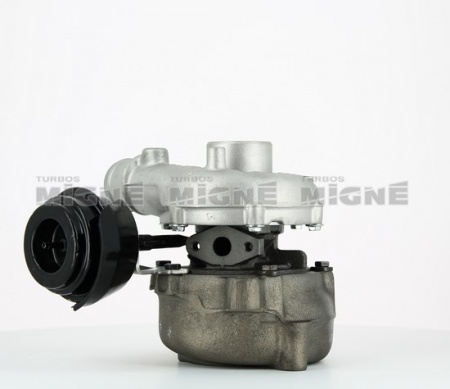 Turbo neuf comprenant :