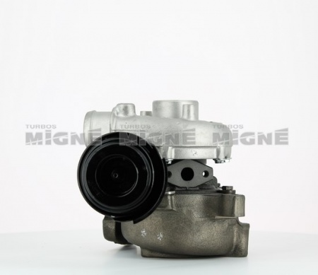 Turbo neuf comprenant :