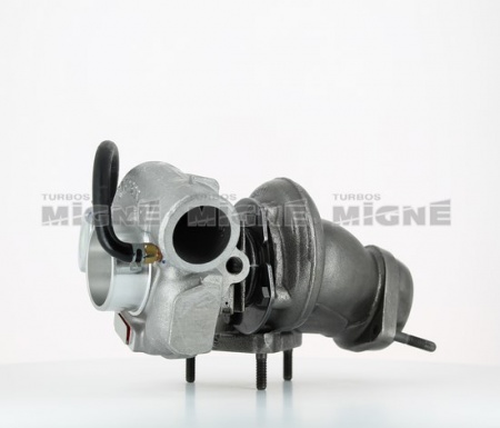 Turbo neuf comprenant :