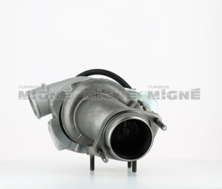 Turbo neuf comprenant :