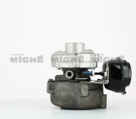 Turbo neuf comprenant :