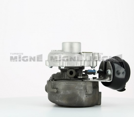 Turbo neuf comprenant :