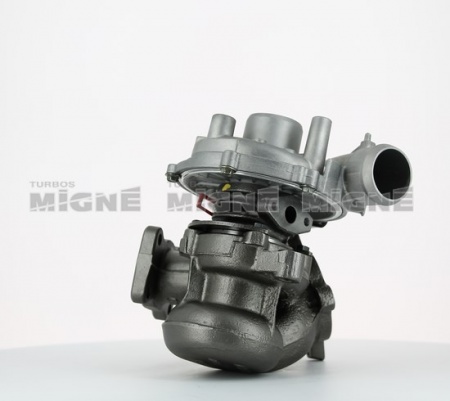 Turbo neuf comprenant :