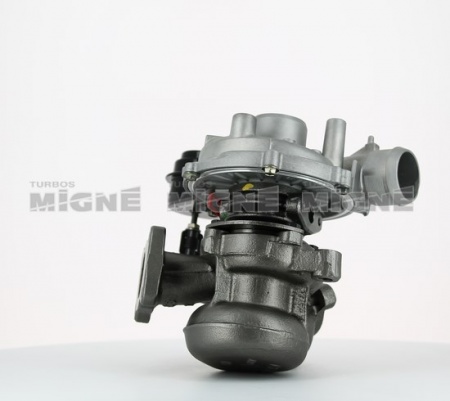 Turbo neuf comprenant :