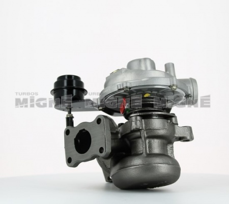 Turbo neuf comprenant :