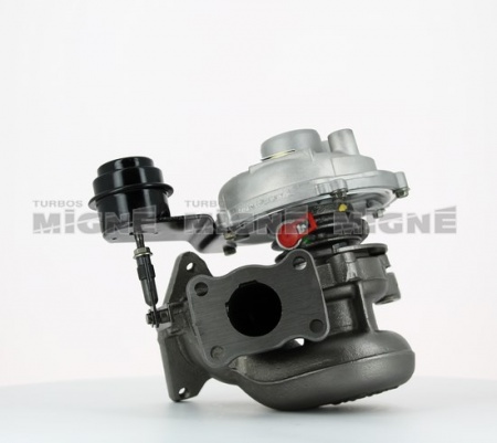 Turbo neuf comprenant :