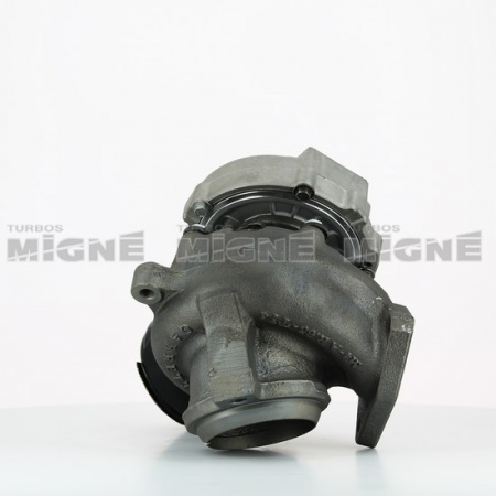 Turbo neuf comprenant :